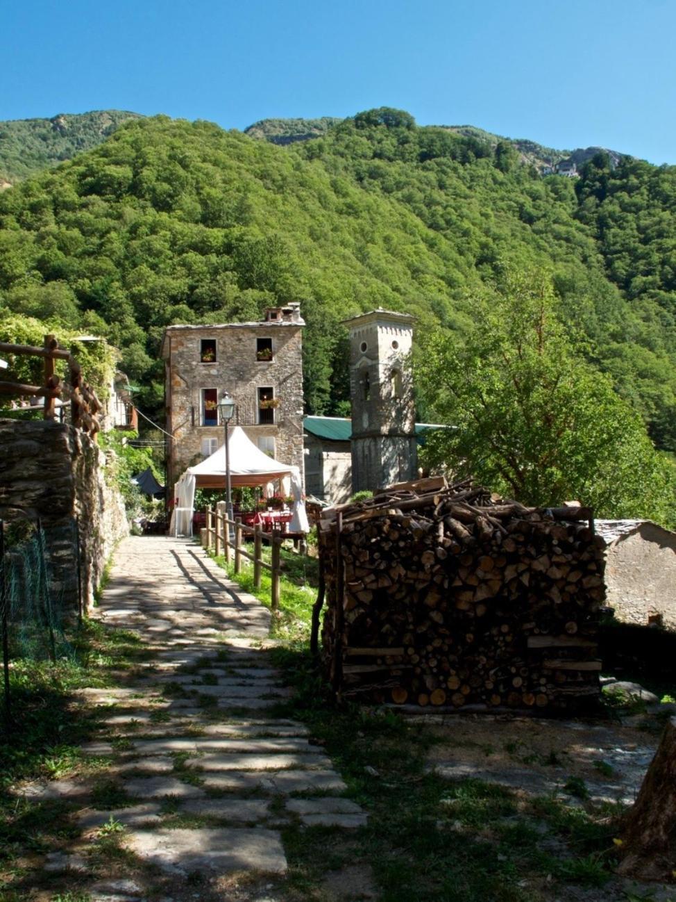 בית הארחה Borgo Isola Santa מראה חיצוני תמונה