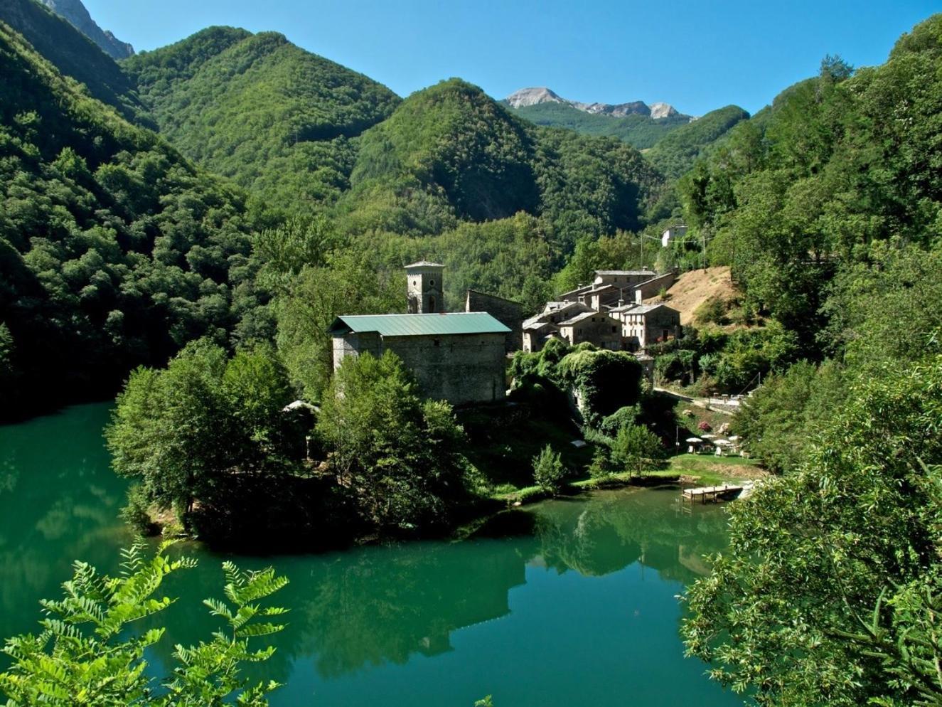 בית הארחה Borgo Isola Santa מראה חיצוני תמונה