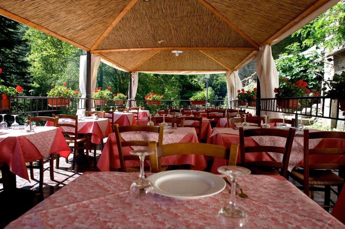 בית הארחה Borgo Isola Santa מראה חיצוני תמונה