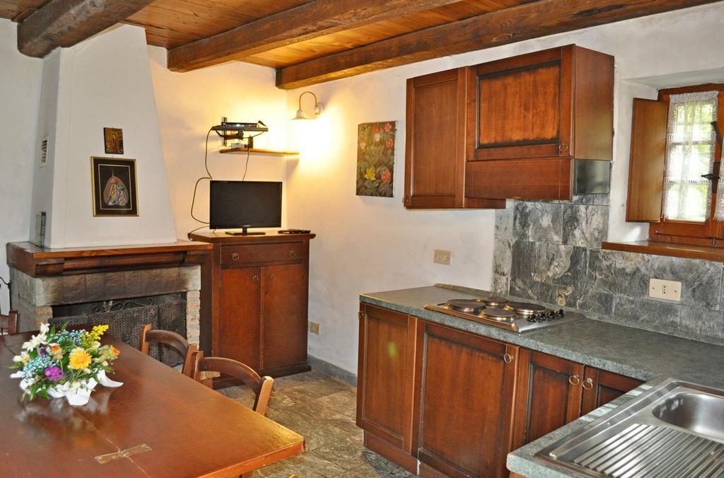 בית הארחה Borgo Isola Santa מראה חיצוני תמונה