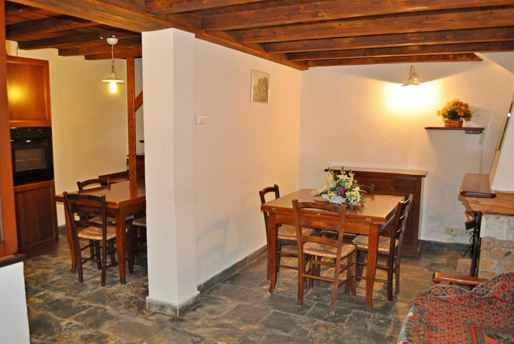 בית הארחה Borgo Isola Santa מראה חיצוני תמונה