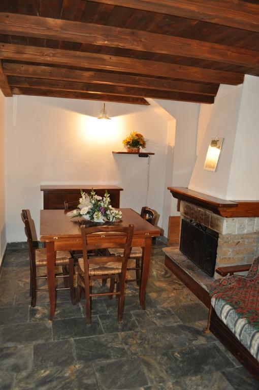 בית הארחה Borgo Isola Santa מראה חיצוני תמונה