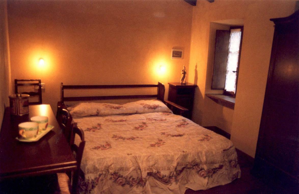 בית הארחה Borgo Isola Santa חדר תמונה